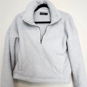 Abercrombie, baby blue Sherpa